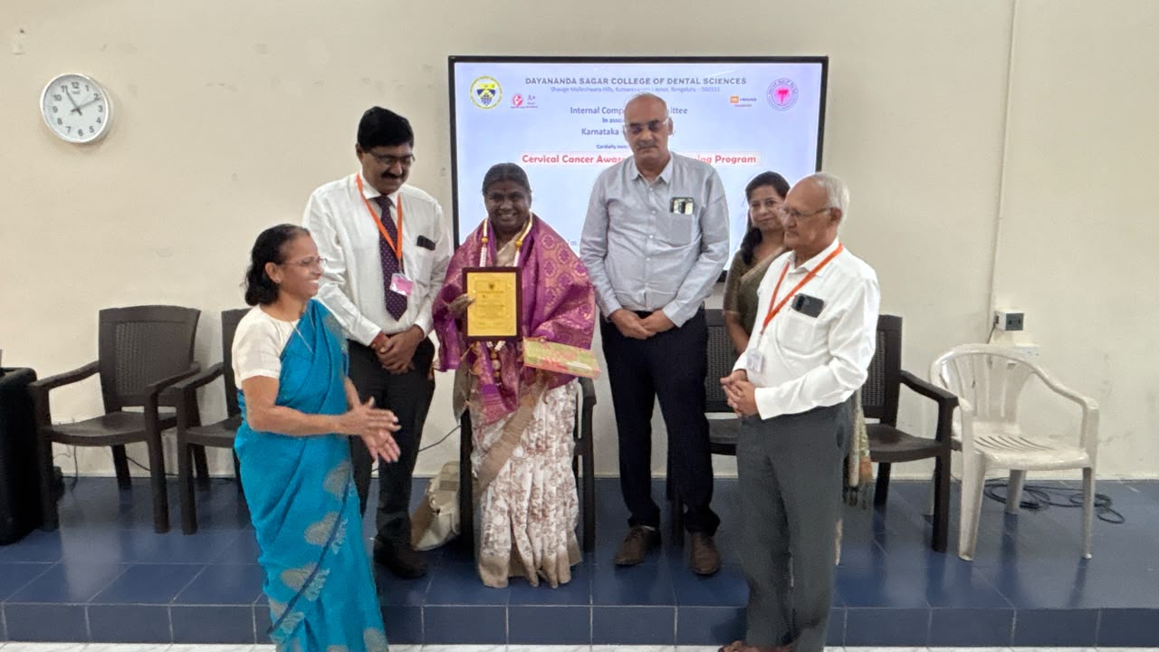 Felicitation of Chief Guest Dr. Vijayalakshmi Deshmane